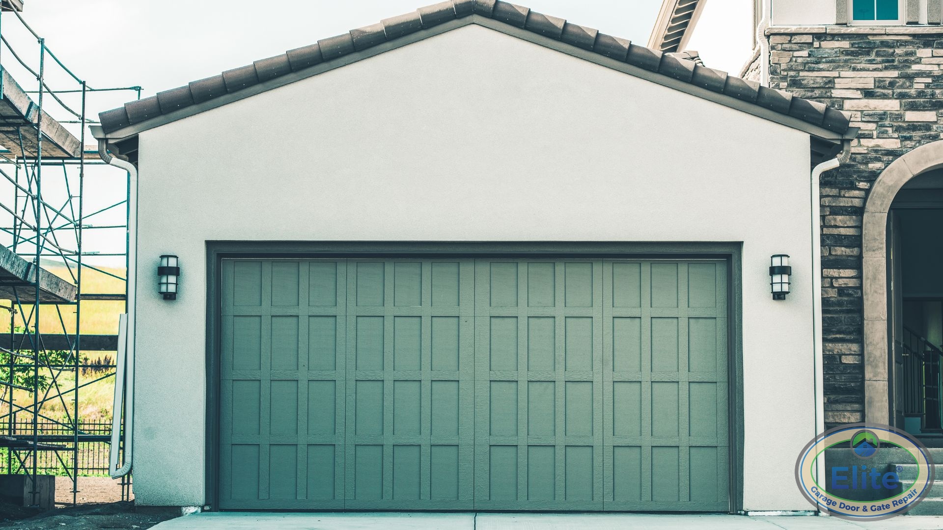 Integration with Home Security Systems - How Smart Technology is Changing Garage Door Security