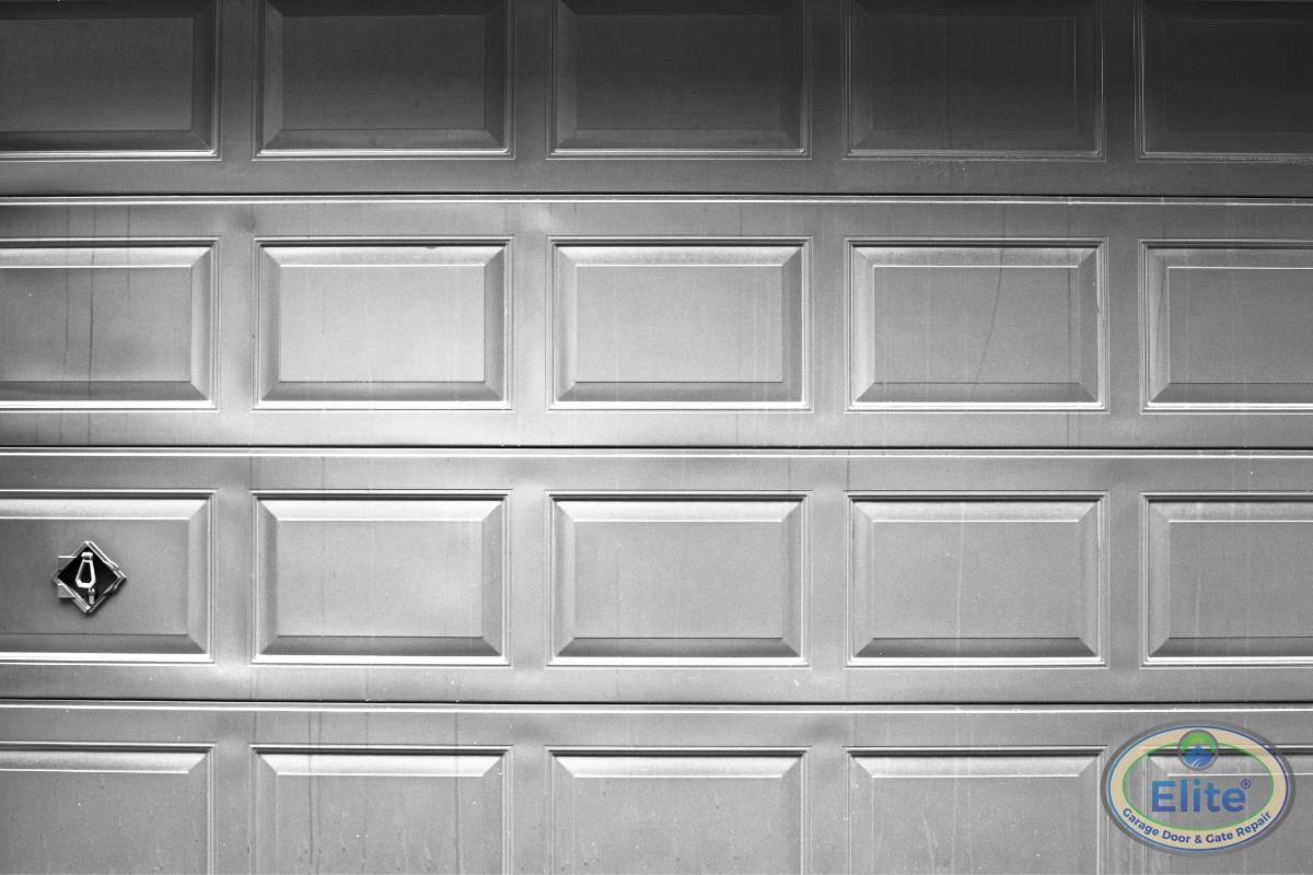 Matching Colors to Pacific Northwest Architecture - What Your Garage Door Color Says About Your Home's Style