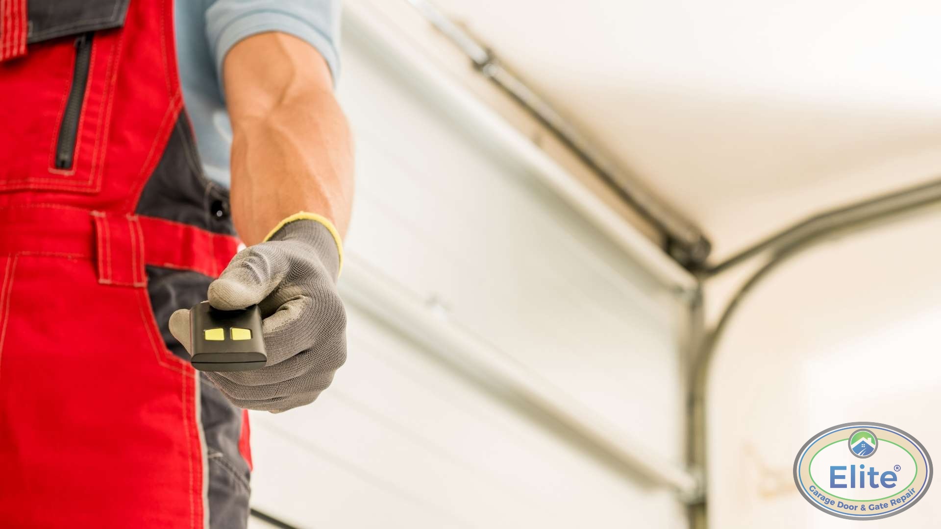 Professional Repair Methods We Use in Lynnwood - Dealing with Dents: Can You Fix a Garage Door Panel?