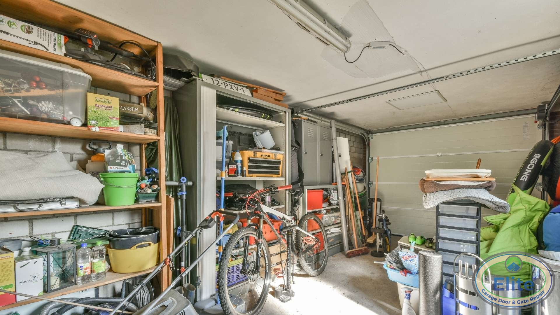 What If I'm Completely Locked Out? - Emergency Garage Door Repair: What to Do in a Late-Night Lockout