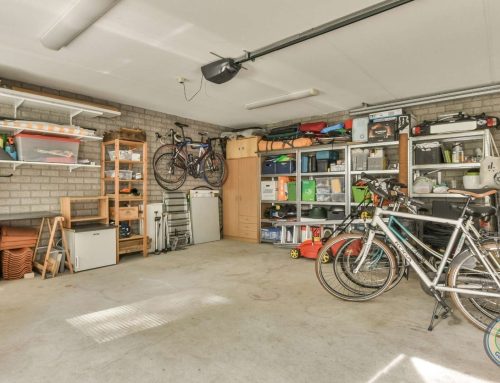 What to Inspect on Your Garage Door Before Buying a Home in Lynnwood